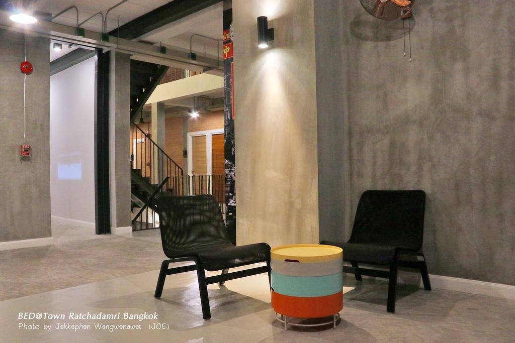 Bed@Town Hostel Bangkok Exterior foto